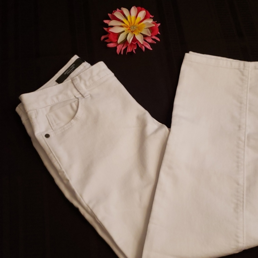Vera Wang Jeans